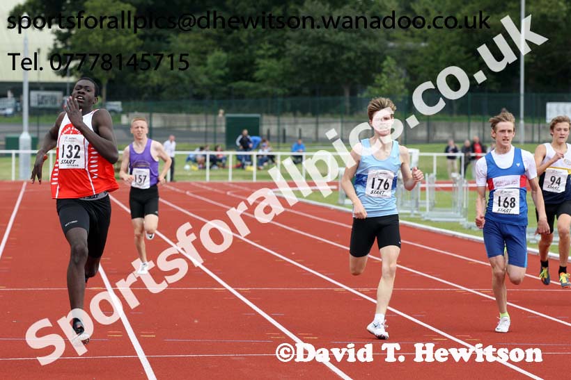 Boys under-15s 300 metres, Northern Under-13s, U-15s and 17s Championships. Photo: David T. Hewitson/Sports for All Pics